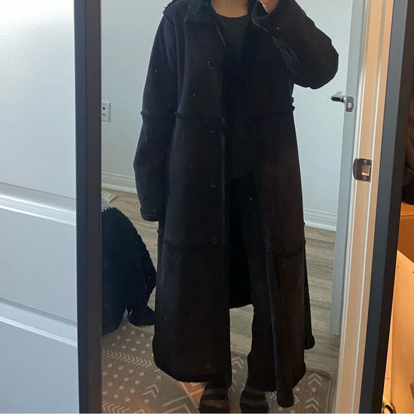 black long coat - Picture 1 of 4